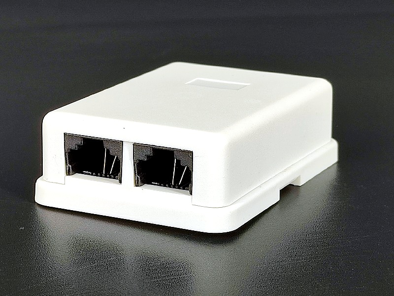 Розетка телефонная на 2 гнездо 6P2C