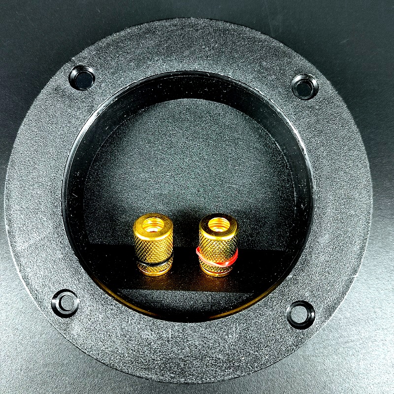 Терминал аудио круглый Gold металлический, 105мм, на корпус