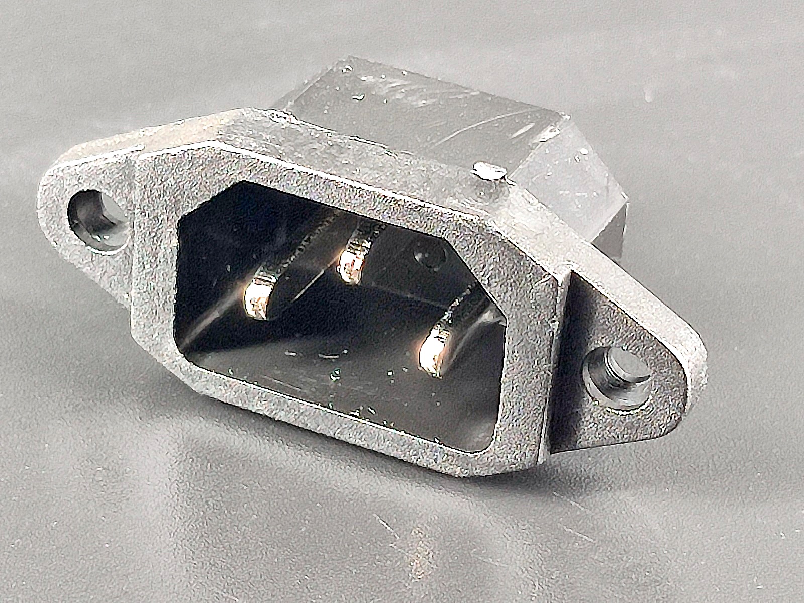 Штекер сетевой на корпус C14 АС, 3pin 250V 10A