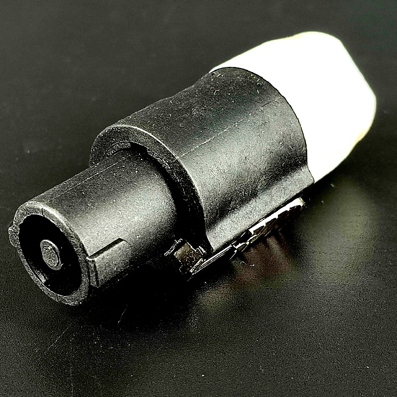 Разъем Speacon-штекер пластмассовый на кабель короткий 68,0мм белый