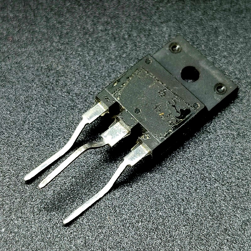 Транзистор 2SD1651