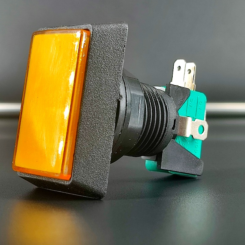 GMSI-3B-R Кнопка 3 pin push ON (push OFF), 50х32мм, прямоугольная желтая, подсветка – лампа, 10A-125