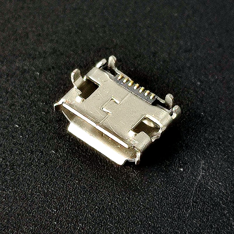 Гнездо USB micro B 7pin №25 на плату, DIP-крепление, реверс