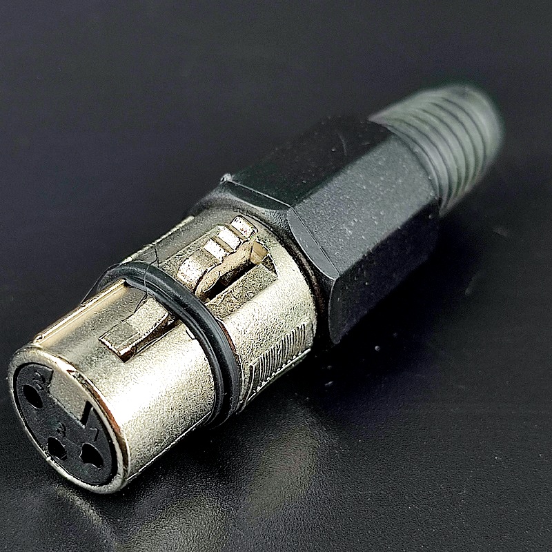 Разъем XLR-гнездо 3 pin (Canon) Silver на кабель, черный