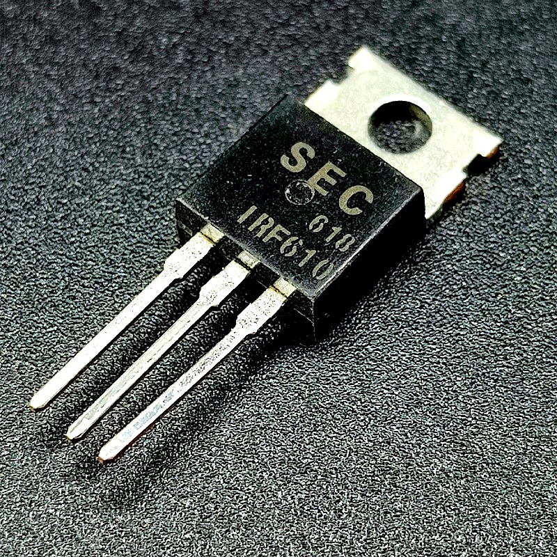 Транзистор IRF610