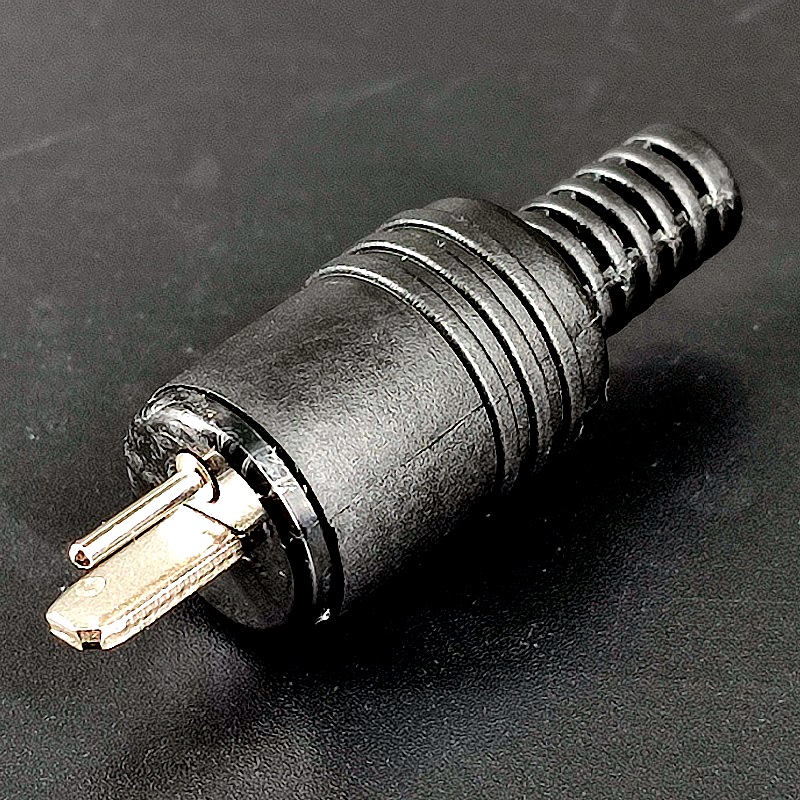 Штекер “точка-тире” прямой пластиковый на кабель под винт, для колонок