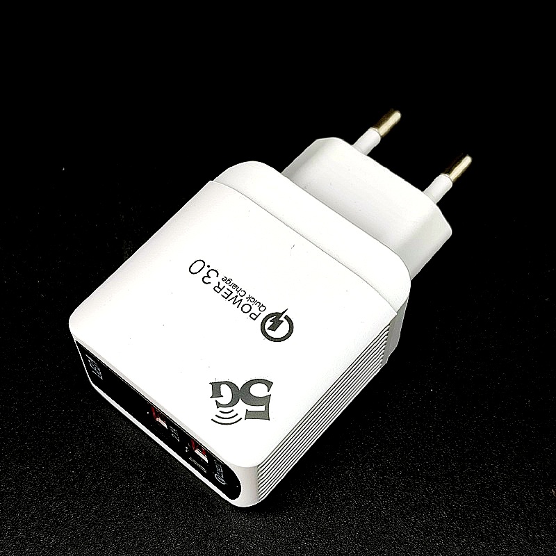Зарядное устройство USB 5V-3А на 220В с индикацией