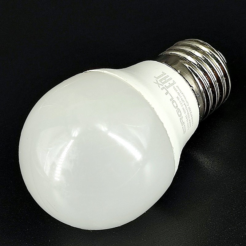 Лампа SMD-светодиодная, E27, 10W–>80W, шар G45, теплый свет (3000K) “Ergolux” 950лм