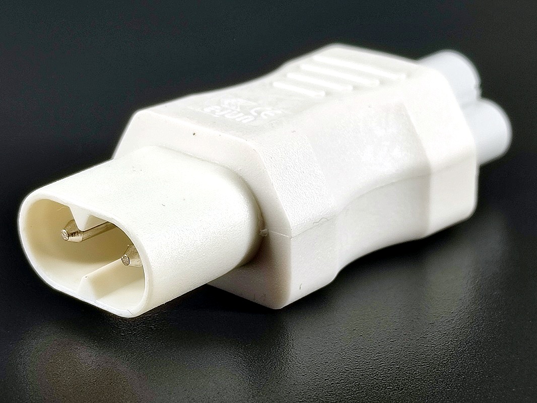 Переходник сетевой С5 — С8, белый