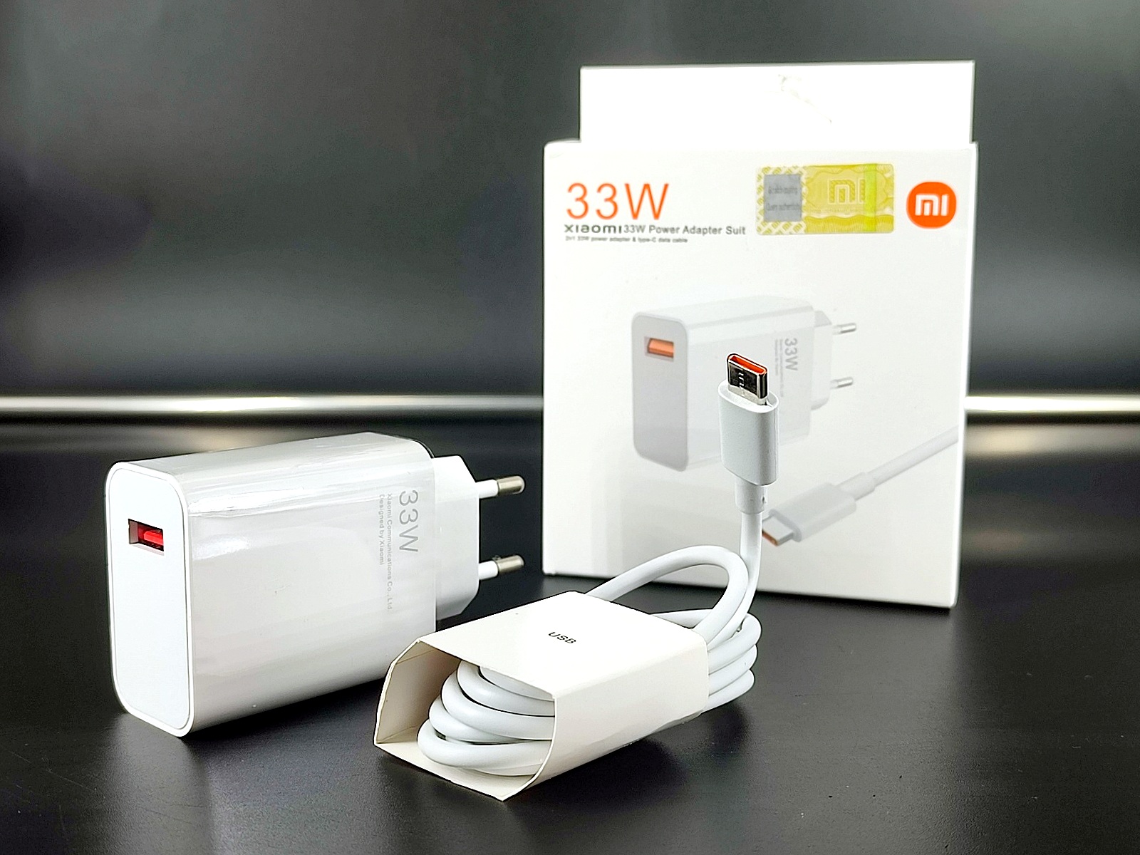 Зарядное устройство 220V без индикации 33W, на 1 гнездо USB