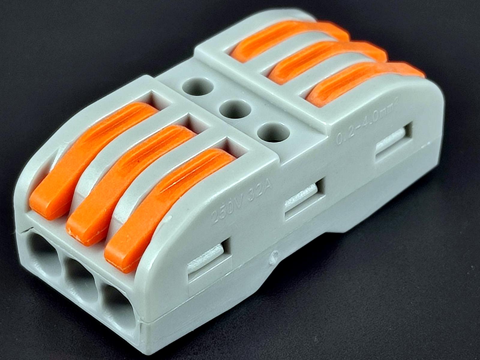 Строительно-монажная клемма с рычажками проходная 3-проводная двусторонняя General (0,08-4,0 мм2)