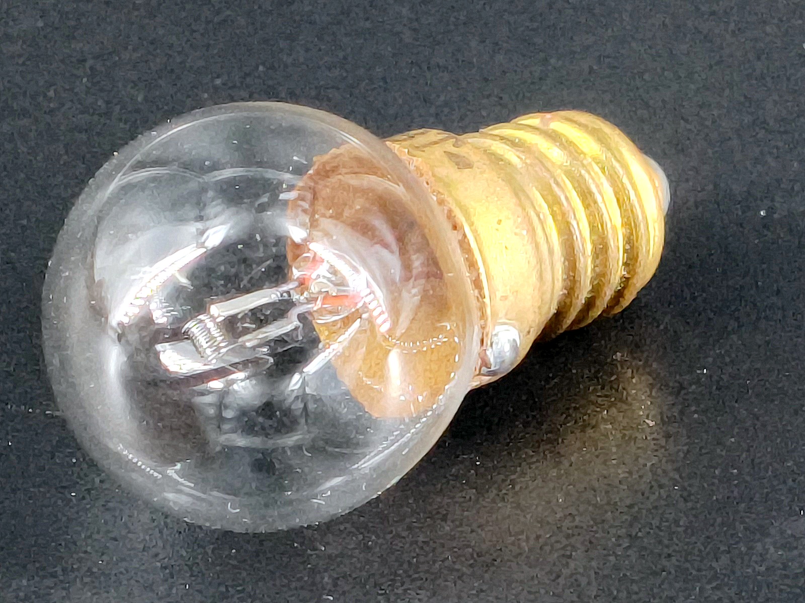 Лампа 8,0В 9Вт прозрачная